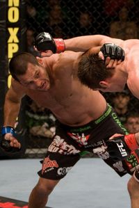 【UFC93】ダン・ヘン再浮上へ、フランクリンに判定勝ち