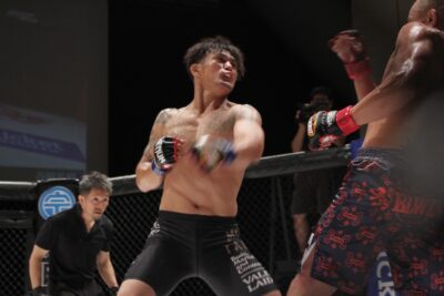 【DEEP OSAKA IMPACT2023#02】谷岡が中本との打ち合いを左ボディで制し、復帰戦をKO勝利で飾る