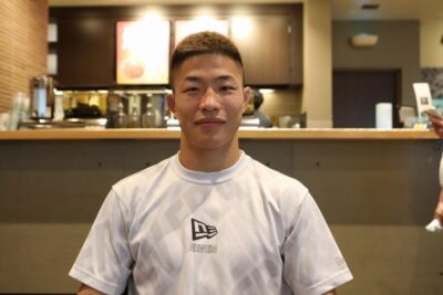 【UFC】中村倫也のMMAファイター科学─01─「右手を見つめ直していると、左手のことが分かりました」