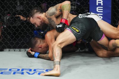 【PFL2024#08】レスリングの強豪オリバーが打撃で前に出続けて判定勝利。MMAデビューから2連勝