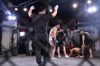 【Breakthrough Combat04】上田が積極的な打撃で石井を後退させるも2Rのローブローでノーコンテスト 【Breakthrough Combat04】上田が積極的な打撃で石井を後退させるも2Rのローブローでノーコンテスト