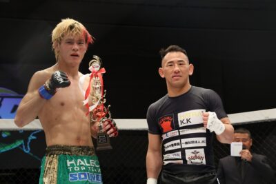 【DEEP125】大大大激闘!! 最終回にダウン喫するも連打&TDの水野が海飛を判定で下し、GP決勝は高橋と激突 【DEEP125】大大大激闘!! 最終回にダウン喫するも連打&TDの水野が海飛を判定で下し、GP決勝は高橋と激突