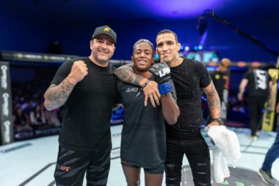 【LFA209】激闘をまとめたパイヴァ。ジャッジの支持を得られず、シウバがスプリット判定勝ち 【LFA209】激闘をまとめたパイヴァ。ジャッジの支持を得られず、シウバがスプリット判定勝ち