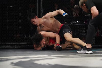 【Shooto2025#05】左ハイをキャッチ→TDされた宇藤。パク・ジョンジュンのパウンド連打でKO負け 【Shooto2025#05】左ハイをキャッチ→TDされた宇藤。パク・ジョンジュンのパウンド連打でKO負け