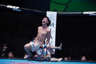【DEEP Osaka Impact2025#02】濱口がボディへの右スピニングバックキックから神酒をパウンドアウト 【DEEP Osaka Impact2025#02】濱口がボディへの右スピニングバックキックから神酒をパウンドアウト