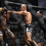 【Shooto2025#06】中野剛貴が青柳洸志のTD＆トップキープを凌ぎ、打撃で削って2RにTKO勝利