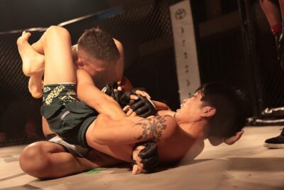 【TORAO36】これぞBURSTの三角絞め。ニシダ☆ショーが高宮を極めて7年3カ月振りの勝利 【TORAO36】これぞBURSTの三角絞め。ニシダ☆ショーが高宮を極めて7年3カ月振りの勝利