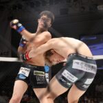 【DEEP127】約1年3カ月ぶりの復帰戦。関鉄矢が試合巧者ぶりを発揮して五明宏人に判定勝利