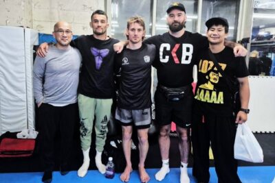 【TTFC11】計量終了 ダン・フッカーのフィジカルコーチ=遠藤誠氏にNZのMMAの今を訊いた in 計量会場 【TTFC11】計量終了 ダン・フッカーのフィジカルコーチ=遠藤誠氏にNZのMMAの今を訊いた in 計量会場