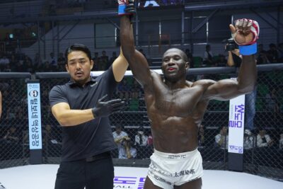 【Road FC74】テイクダウンで削ったマックス・ザ・ボディが、手の出ないパク・ヒョンビンに快勝