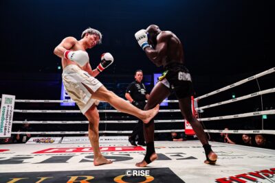 【RISE WS】南原健太が多彩な蹴り技を披露。GLORYミドル級5位のフランジス・ゴマに判定勝利