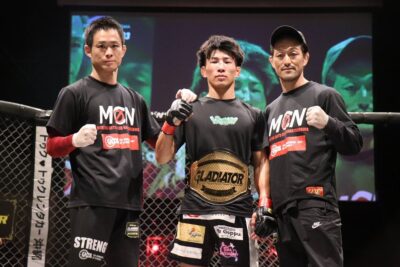 【Gladiator033】初回から今井がTD&コントロール。岩崎をギロチンで葬りフライ級のベルトを巻く