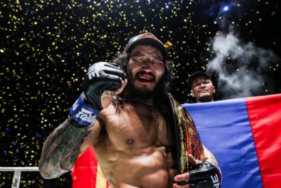 【ONE FN38】殴られても前に出たエンフォルギルが、削り合い&スクランブルを制しRNCを極めて新王者に