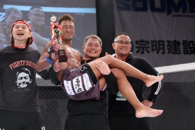 【DEEP Tokyo Impact2025#06】左でグラつかせた力也。安谷屋の腕十字をスラムで返し強烈なKO勝ち