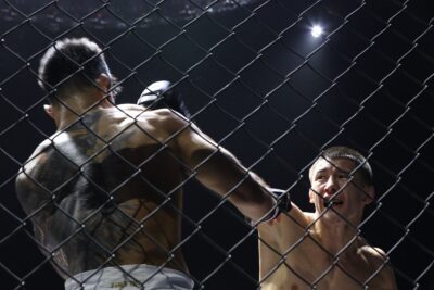 【Black Combat16】BCでもキルギス旋風！11戦無敗のトチュベクがジンセを殴り倒してTKO勝ち