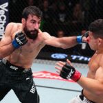 【UFN266】左ジャブで距離をつくるバシャラット弟。マツモトの猛攻をTDでかわし、無敗レコードをキープ