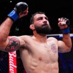 【UFC325】サンドニ、フッカーに三日月蹴りを効かされるも最後はマウントからヒジ＆パウンドでTKO勝ち