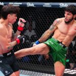 【UFN271】2Rにダウンを奪われたムサエフがグラウンドのヒジで形勢逆転。バハモンデスを判定で下す