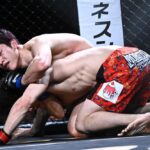 【Grachan82】1-2RでTDを奪い合い延長戦へ。丸山がトップキープ→バックマウント奪取で藤村を下し2連勝