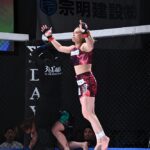 【DEEP JEWELS53】右、右、右のabbileに攻撃を散らした彩綺が、三日月蹴りでKO勝ち