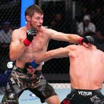 【UFN278】TDから鉄壁のトップコントロールのミッチェルが、サンチアゴ・ルナに肩固めを極める 【UFN278】TDから鉄壁のトップコントロールのミッチェルが、サンチアゴ・ルナに肩固めを極める