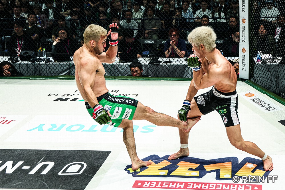 RIZIN LANDMARK14】神龍が組みに拘らず、扇久保に組み勝ち王座奪取