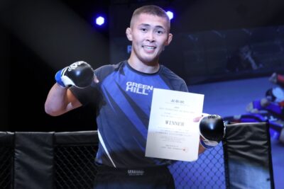 【JMMAF TOKYO IFM】ロシアのビリナイがサイドポジションからのパンチ連打で松本にTKO勝利