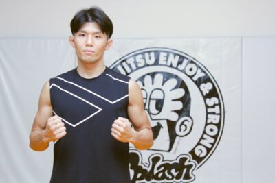 【DEEP Hamamatsu Impact2026#02】ストロー級王座を目指す鶴斗、中務戦は「何でも来いという感じで」
