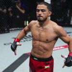 【PFL2026#14】右を当てるハミドフが、ヒザで反撃のムリーシャを左フック&鉄槌で失神させる